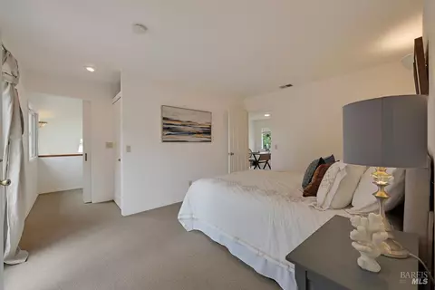 Bedroom - 4542 Thomas Rd, Sebastopol, CA 95472 photo 4 of 6