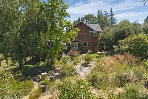 Exterior - 4542 Thomas Rd, Sebastopol, CA 95472 photo 4 of 21