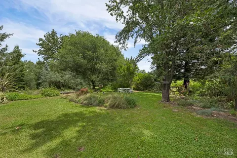 Exterior - 4542 Thomas Rd, Sebastopol, CA 95472 photo 13 of 21