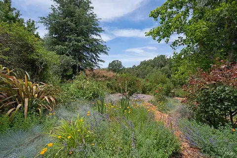 Exterior - 4542 Thomas Rd, Sebastopol, CA 95472 photo 14 of 21