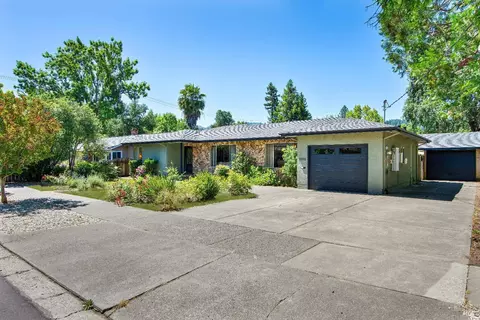 1705 Fair Way, Calistoga, CA 94515