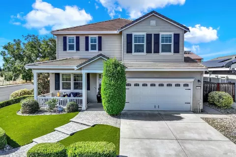 101 Scarlet St, Vacaville, CA 95687