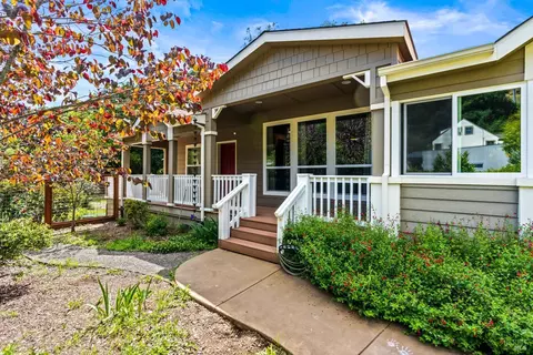 109 Rose Ln, Saint Helena, CA 94574