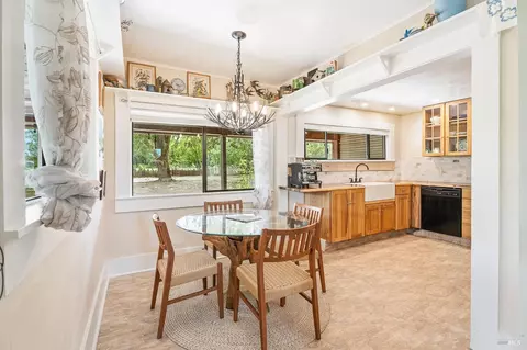 Dining - 1150 Center Valley Rd, Willits, CA 95490 photo 1 of 2