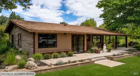 Exterior - 1150 Center Valley Rd, Willits, CA 95490 photo 5 of 8