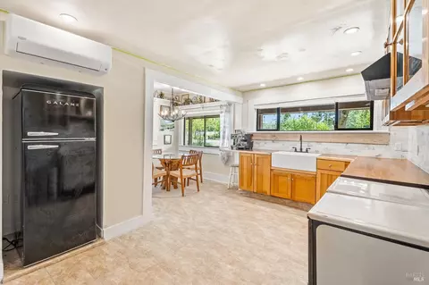 Kitchen - 1150 Center Valley Rd, Willits, CA 95490 photo 2 of 3