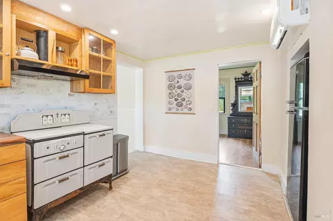 Kitchen - 1150 Center Valley Rd, Willits, CA 95490 photo 3 of 3