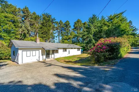 18949 Andrea Way, Fort Bragg, CA 95437