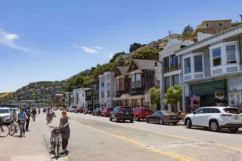 Exterior - 561 Bridgeway Way, Sausalito, CA 94965 photo 4 of 5