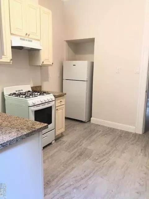 Kitchen - 561 Bridgeway Way, Sausalito, CA 94965 photo 1 of 1