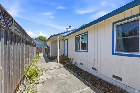 Exterior - 9549 Orion Dr, Windsor, CA 95492 photo 7 of 14