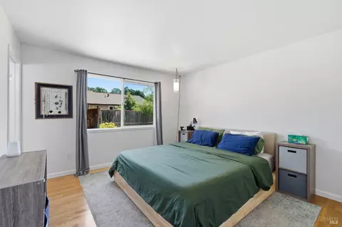 Bedroom - 9549 Orion Dr, Windsor, CA 95492 photo 2 of 6