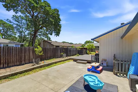Exterior - 9549 Orion Dr, Windsor, CA 95492 photo 14 of 14