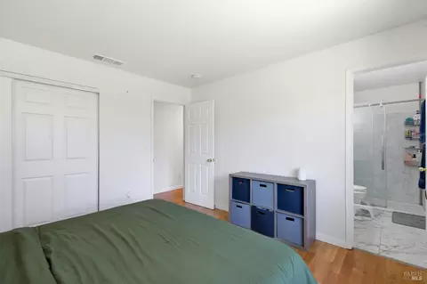 Bedroom - 9549 Orion Dr, Windsor, CA 95492 photo 4 of 6
