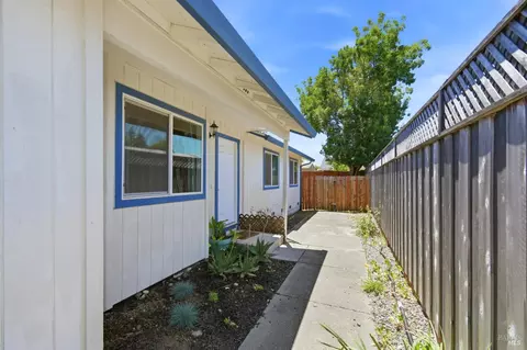 Exterior - 9549 Orion Dr, Windsor, CA 95492 photo 6 of 14