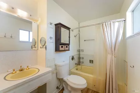Bath - 3651 Ridgewood Rd, Willits, CA 95490 photo 2 of 3