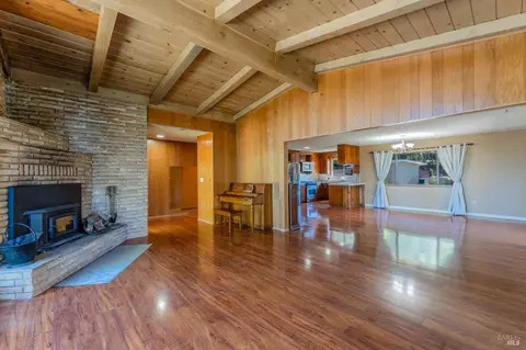 Living - 3651 Ridgewood Rd, Willits, CA 95490 photo 3 of 7