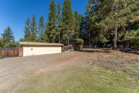 Exterior - 3651 Ridgewood Rd, Willits, CA 95490 photo 16 of 22