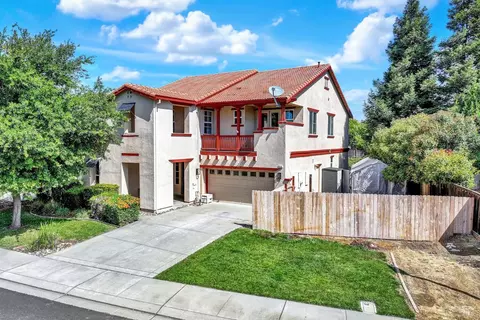 518 Canterbury Cir, Vacaville, CA 95687