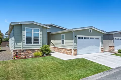 1945 Piner Rd #37, Santa Rosa, CA 95403
