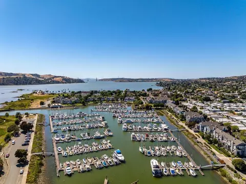 View/Area - 232 E 2nd St, Benicia, CA 94510 photo 5 of 10