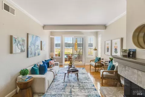 Living - 232 E 2nd St, Benicia, CA 94510 photo 1 of 3