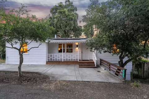 9545 Valle Vista Rd, Forestville, CA 95436