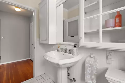 Bath - 1200 E 3rd St, Benicia, CA 94510 photo 2 of 3