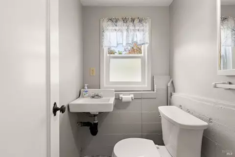 Bath - 1200 E 3rd St, Benicia, CA 94510 photo 3 of 3