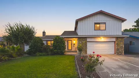 916 Saint Francis Dr, Petaluma, CA 94954