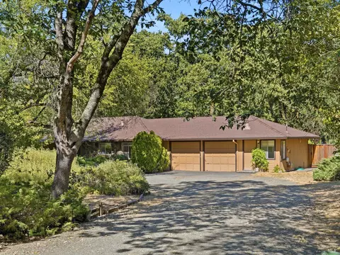6311 Melita Rd, Santa Rosa, CA 95409