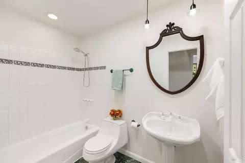 1360 Hemingway Ct, Dixon, CA 95620 photo 29