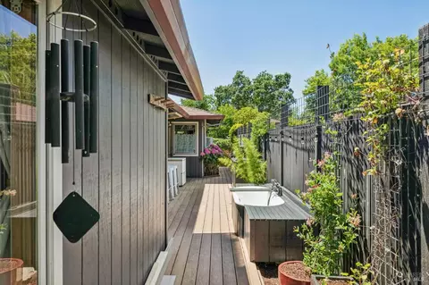 Exterior - 3027 Arroyo Ct, Graton, CA 95444 photo 7 of 28