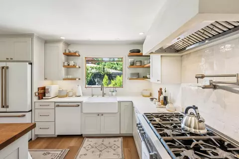 Kitchen - 3027 Arroyo Ct, Graton, CA 95444 photo 7 of 10