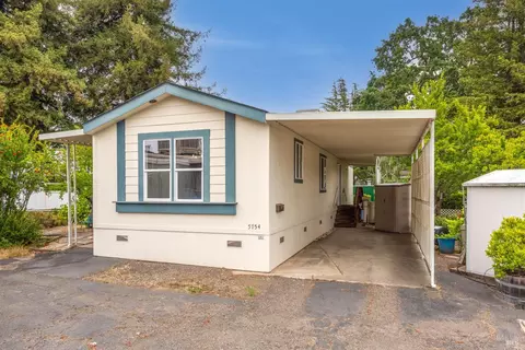 5754 Lois Ave, Santa Rosa, CA 95403