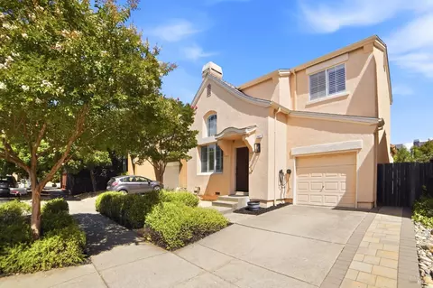 2427 Bramble Way, Santa Rosa, CA 95403