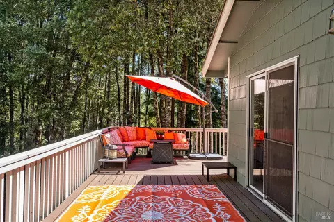 Exterior - 25843 Bear Ln, Willits, CA 95490 photo 3 of 5