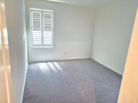 Bedroom - 1440 Goldfield Ln, Dixon, CA 95620 photo 2 of 4