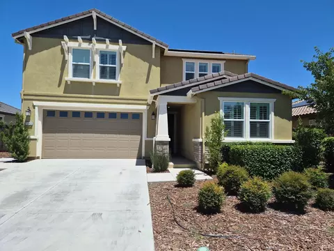 Exterior - 1440 Goldfield Ln, Dixon, CA 95620 photo 2 of 5