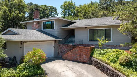 107 Rollingwood Dr, San Rafael, CA 94901