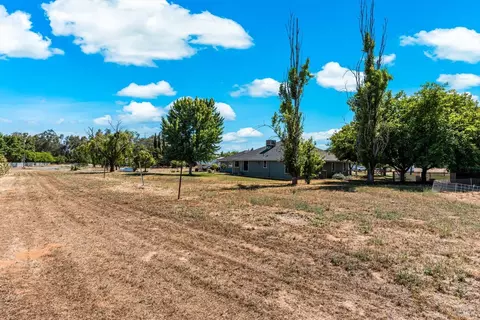 Exterior - 8409 Kobert Ct, Winters, CA 95694 photo 8 of 26