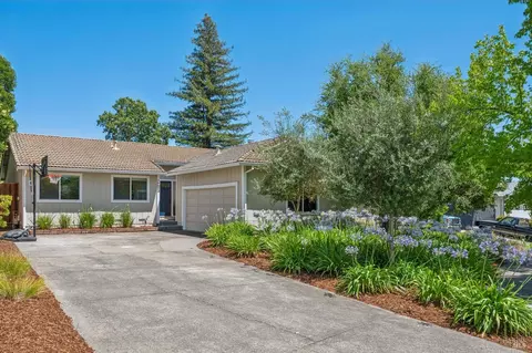 19024 Junipero Serra Dr, Sonoma, CA 95476