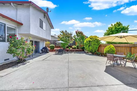 Exterior - 1305 Corcoran Ave, Vallejo, CA 94589 photo 6 of 12