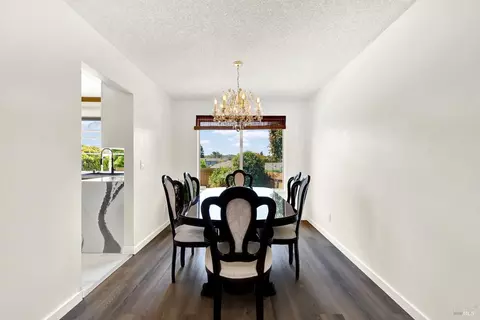 Dining - 1305 Corcoran Ave, Vallejo, CA 94589 photo 2 of 2