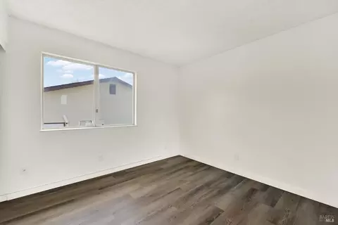 Bedroom - 1305 Corcoran Ave, Vallejo, CA 94589 photo 9 of 11