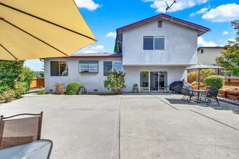 Exterior - 1305 Corcoran Ave, Vallejo, CA 94589 photo 8 of 12