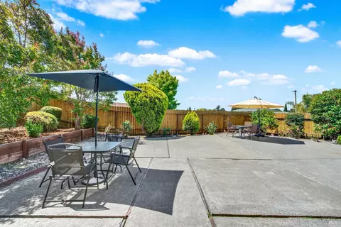 Exterior - 1305 Corcoran Ave, Vallejo, CA 94589 photo 11 of 12
