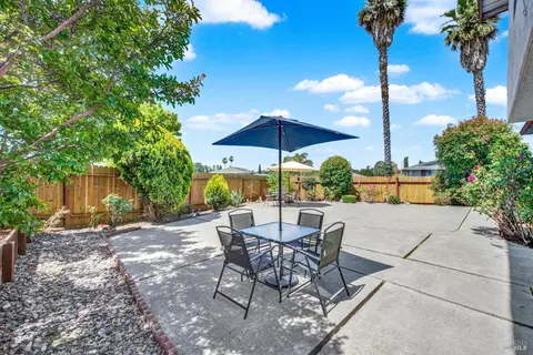 Exterior - 1305 Corcoran Ave, Vallejo, CA 94589 photo 10 of 12
