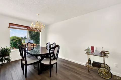 Dining - 1305 Corcoran Ave, Vallejo, CA 94589 photo 1 of 2