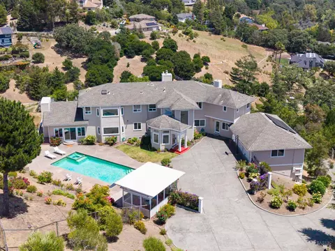 15 Ravine Way, Novato, CA 94947
